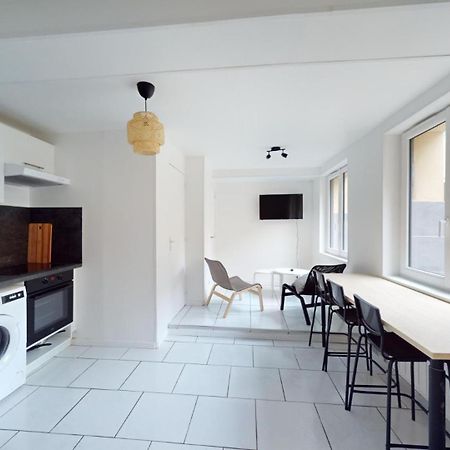 Immeuble Coty Jacuzzi Studios Et Chambres Хавър Екстериор снимка