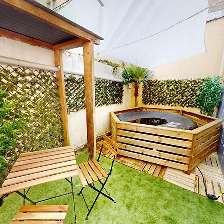 Immeuble Coty Jacuzzi Studios Et Chambres Хавър Екстериор снимка