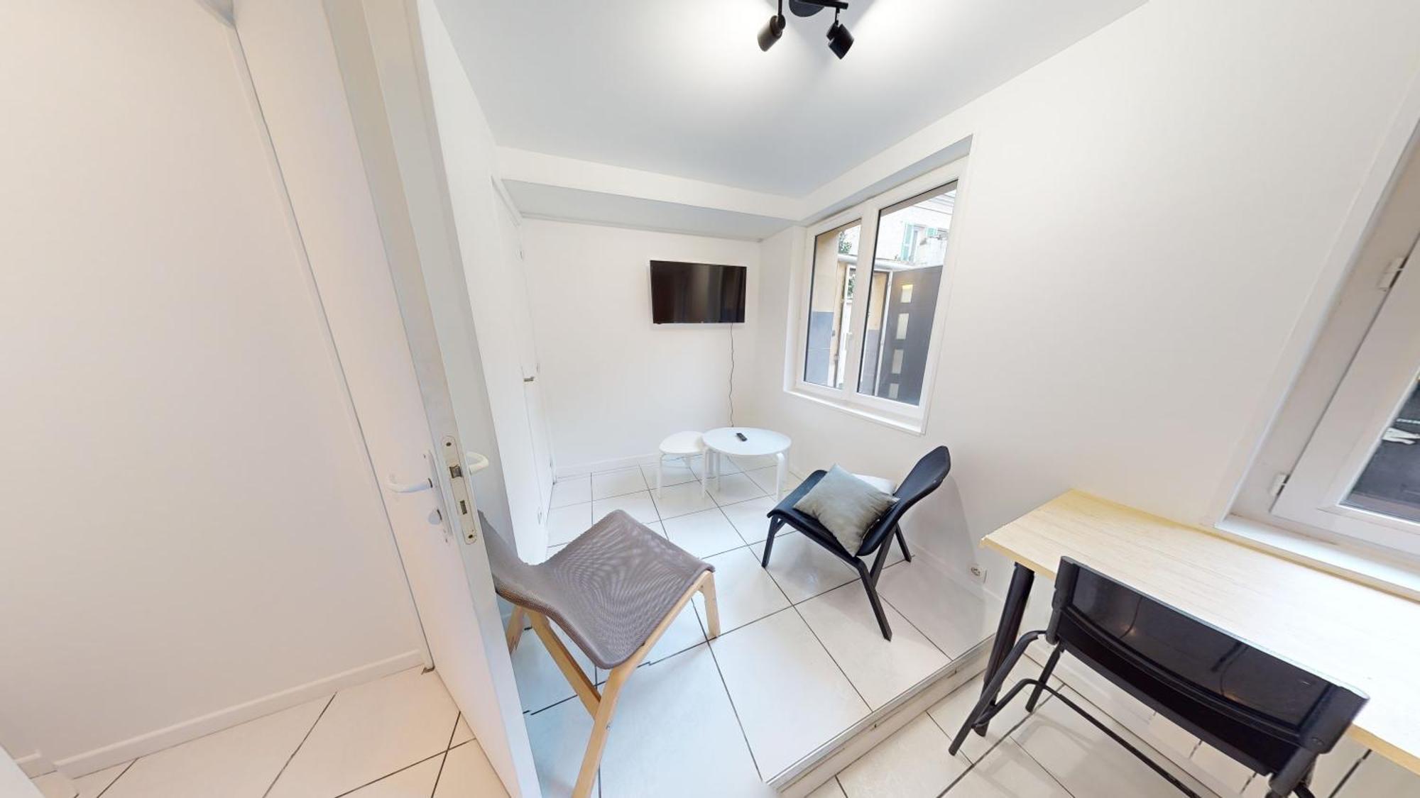 Immeuble Coty Jacuzzi Studios Et Chambres Хавър Екстериор снимка