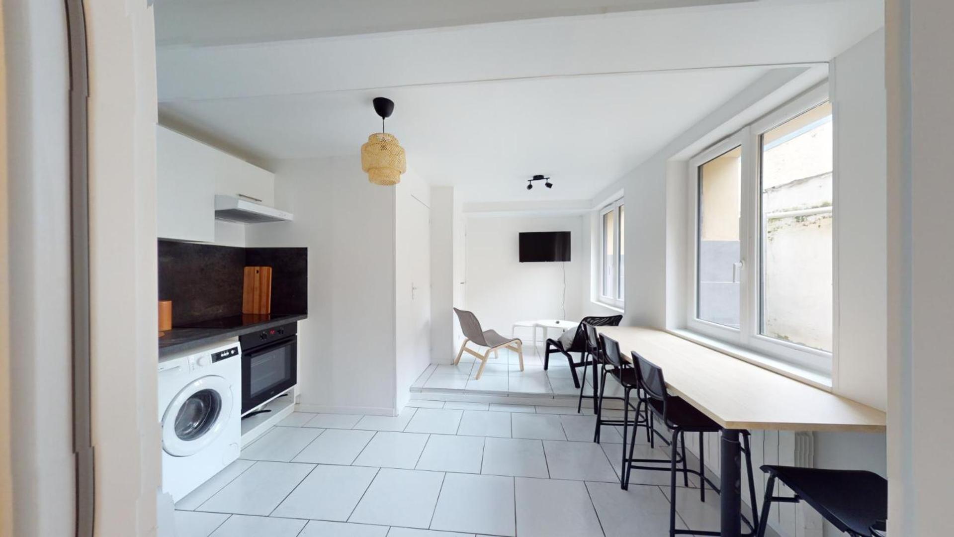 Immeuble Coty Jacuzzi Studios Et Chambres Хавър Екстериор снимка